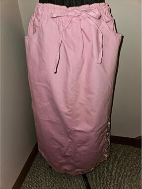 Vintage Quacker Factory denim skirt Daisy Embroidered Maxi. - Large